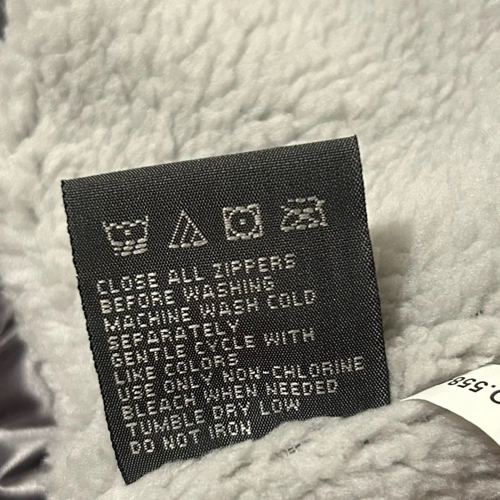 NEW BALANCE Metallic Quilted Sherpa Lined Puffer Coat L